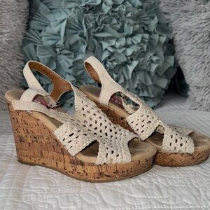 Women's Cream Wedge Sandals